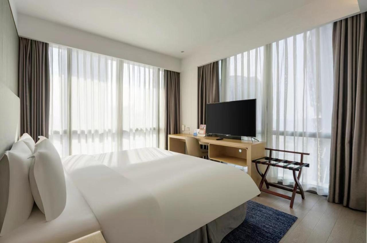 Ascott Raffles City Chongqing Bagian luar foto