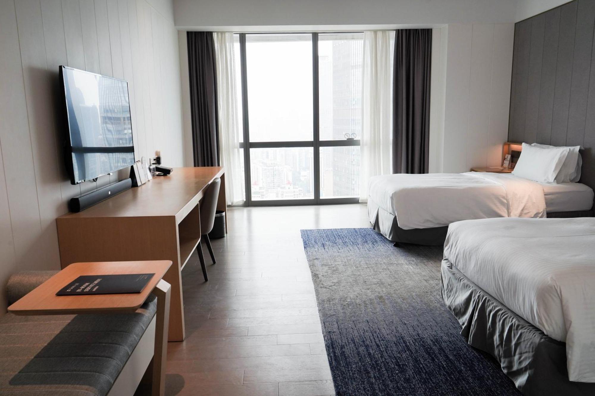 Ascott Raffles City Chongqing Bagian luar foto