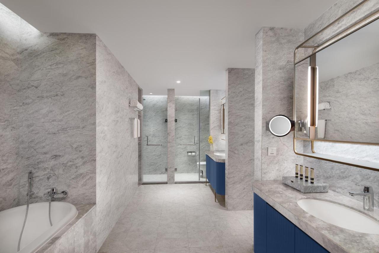 Ascott Raffles City Chongqing Bagian luar foto